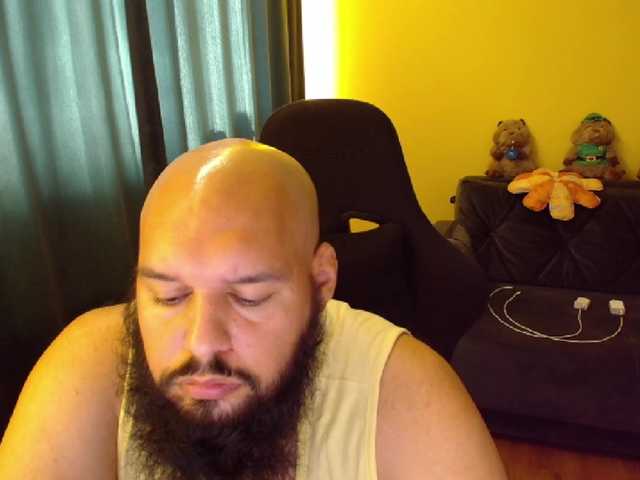 guessswho24