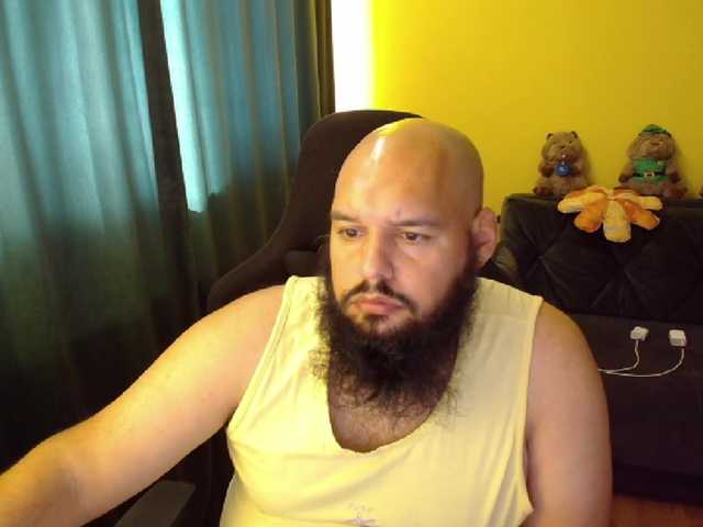 guessswho24