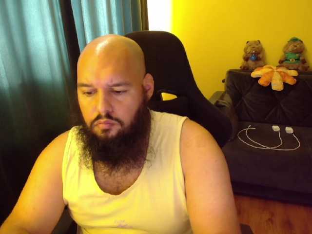 guessswho24