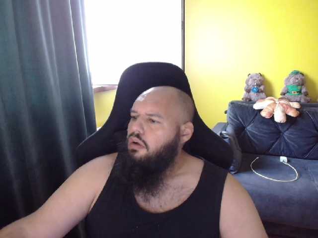 guessswho24