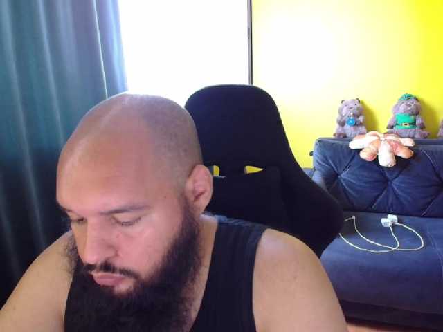 guessswho24