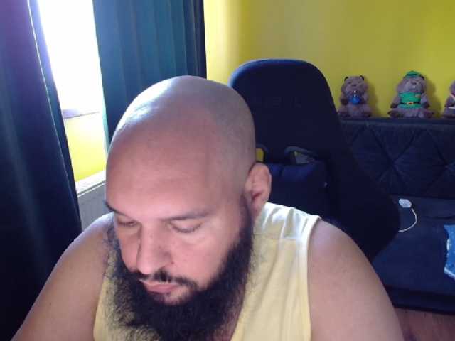 guessswho24