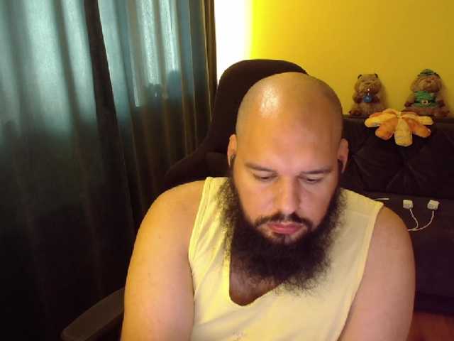guessswho24