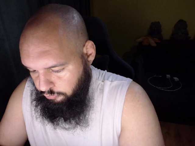 guessswho24