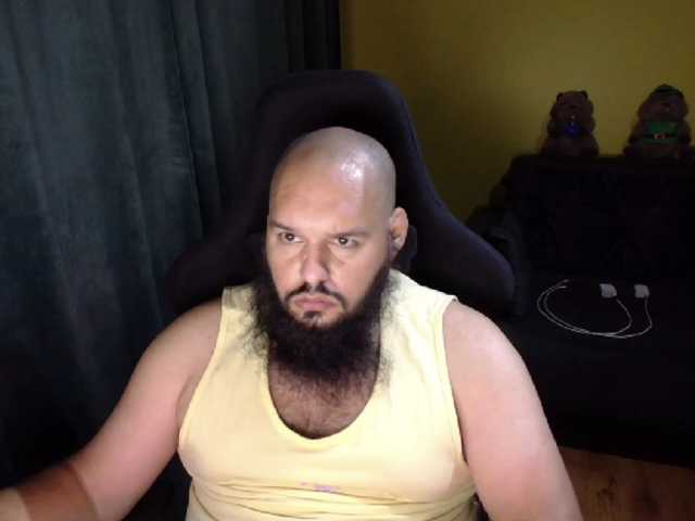guessswho24