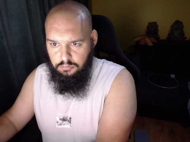 guessswho24