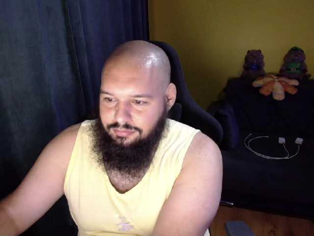 guessswho24