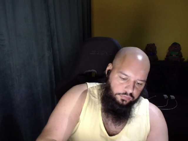 guessswho24