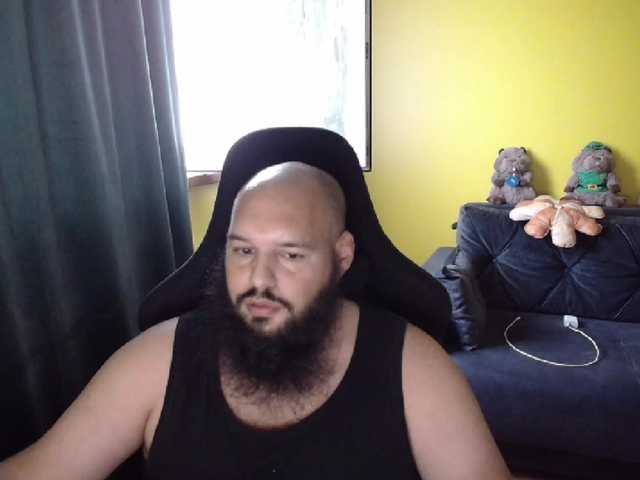 guessswho24