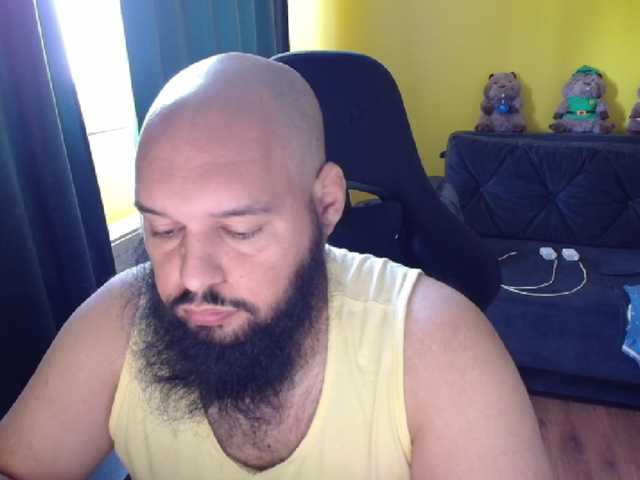 guessswho24