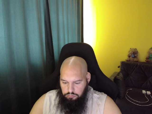 GuesssWho24