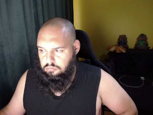guessswho24