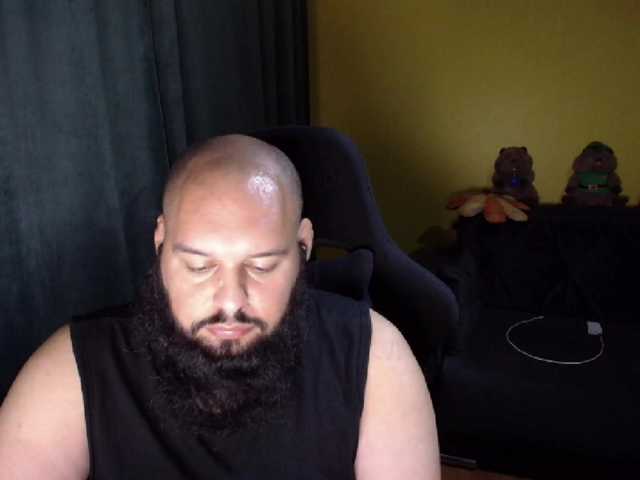 guessswho24