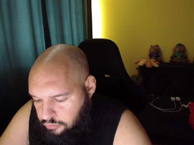 guessswho24