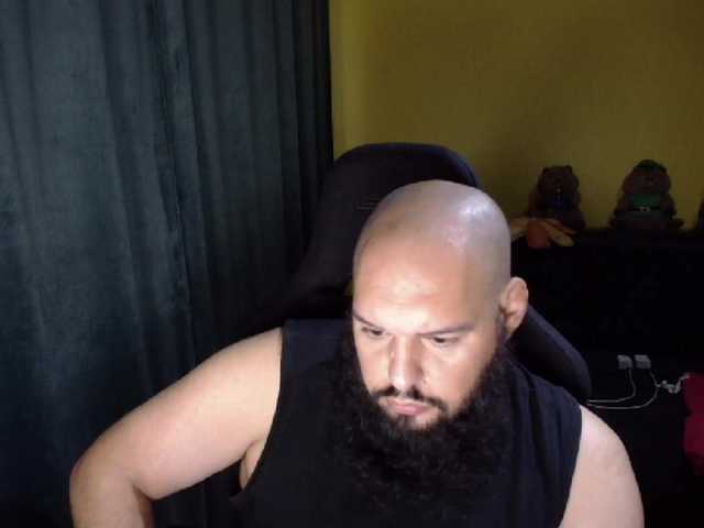 guessswho24