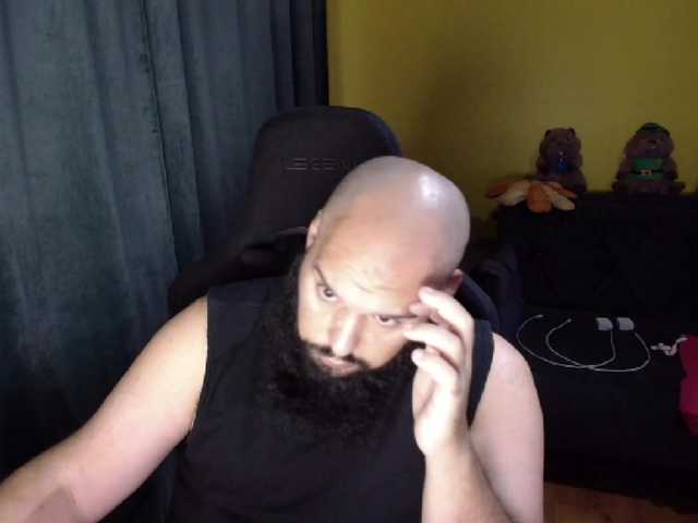 guessswho24