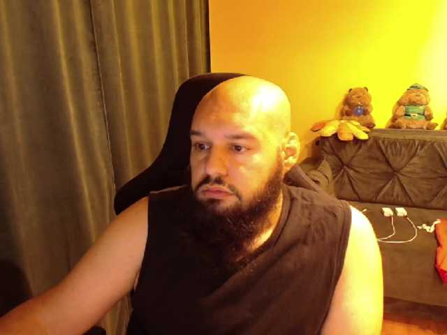guessswho24