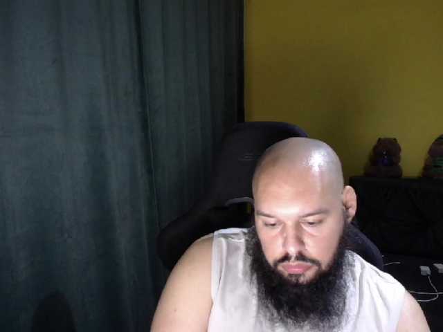 GuesssWho24