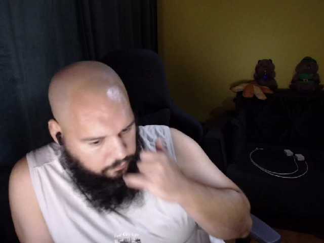 guessswho24