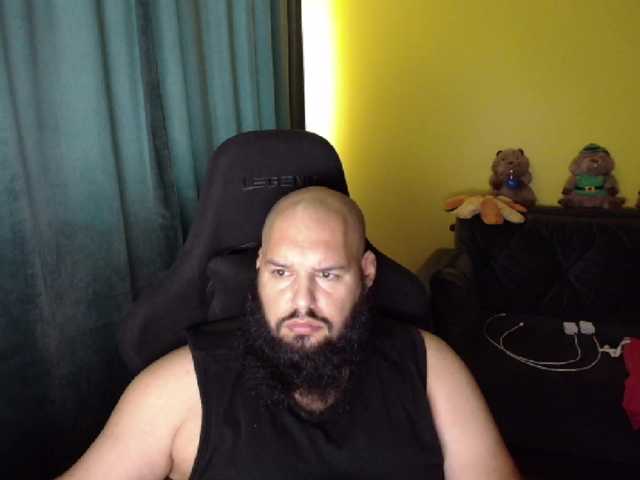 guessswho24