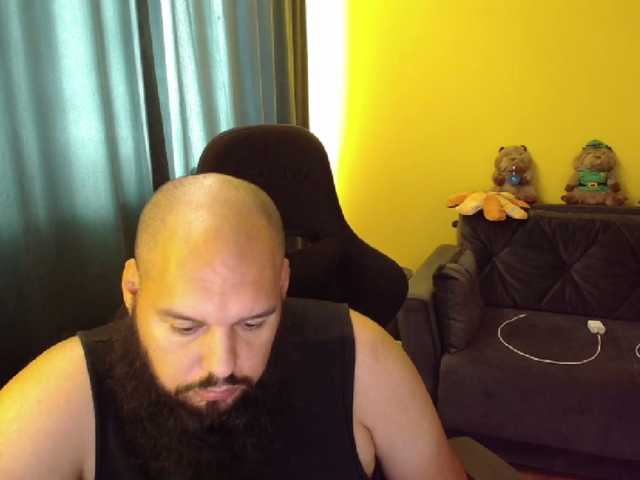 guessswho24