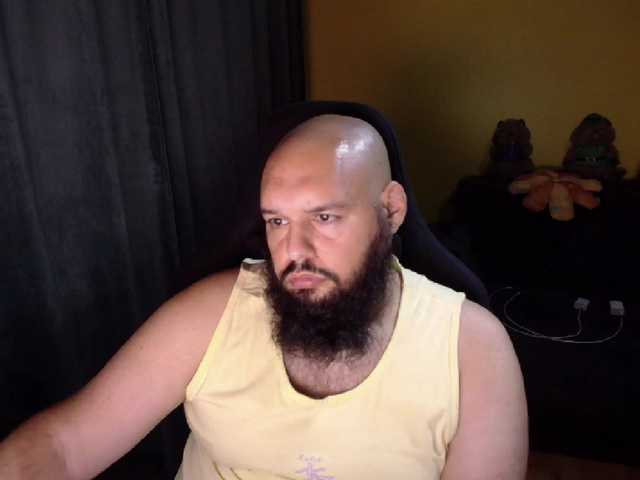 guessswho24