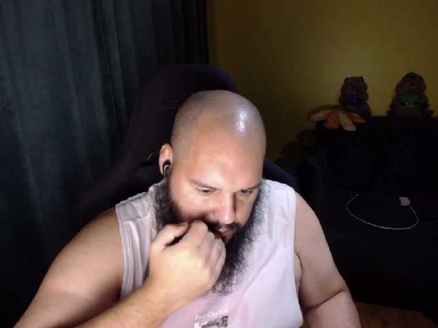 guessswho24
