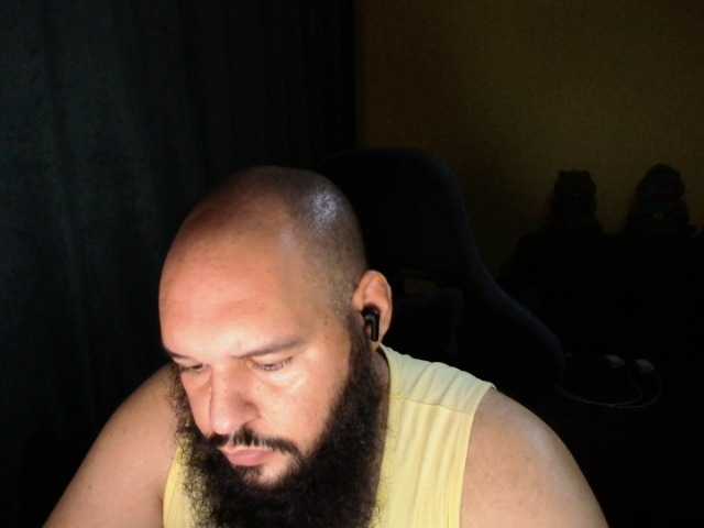 guessswho24