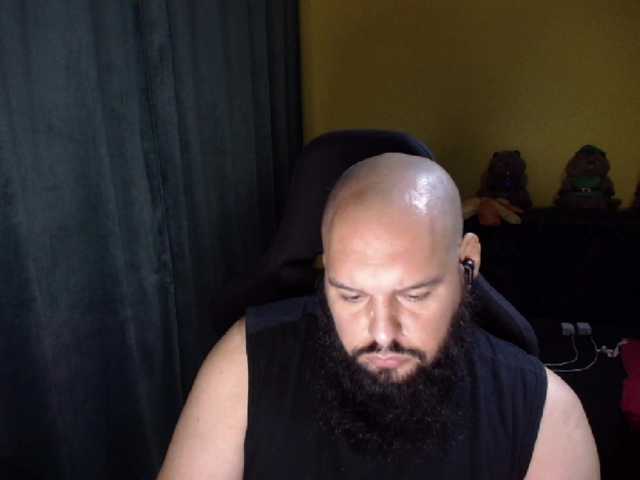 guessswho24