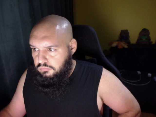guessswho24