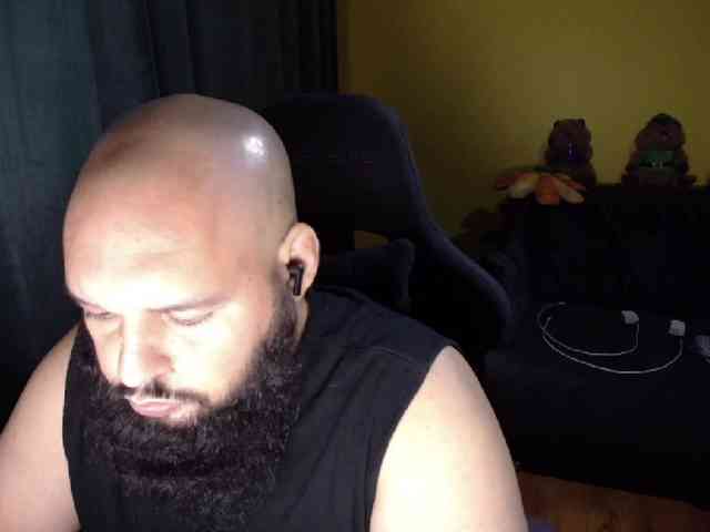 GuesssWho24
