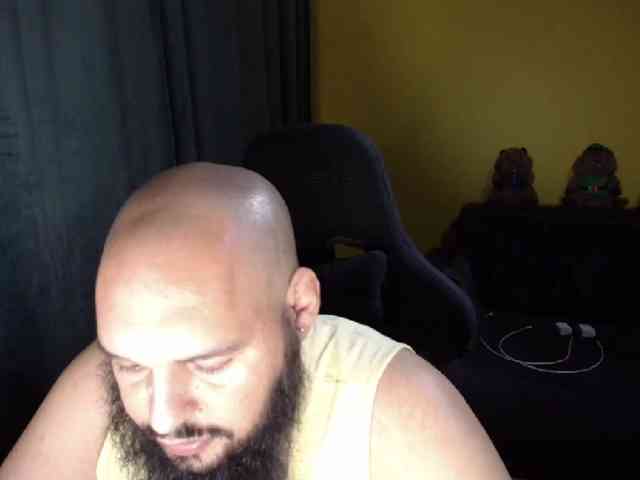 guessswho24