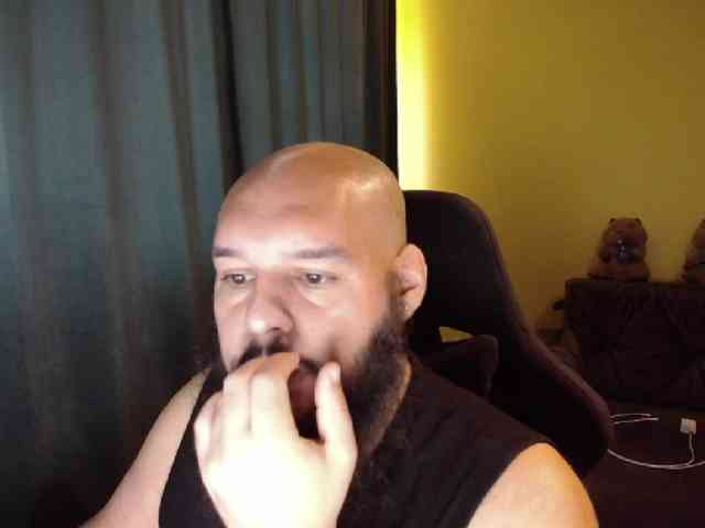 guessswho24