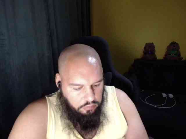 GuesssWho24