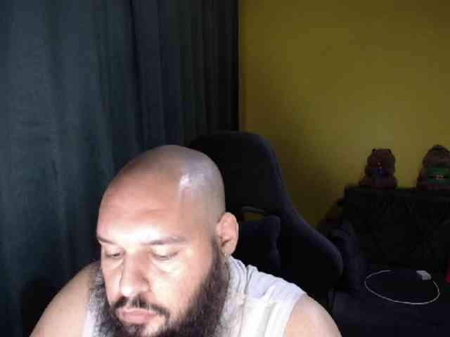 GuesssWho24