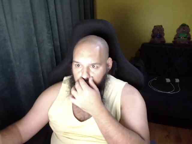 guessswho24