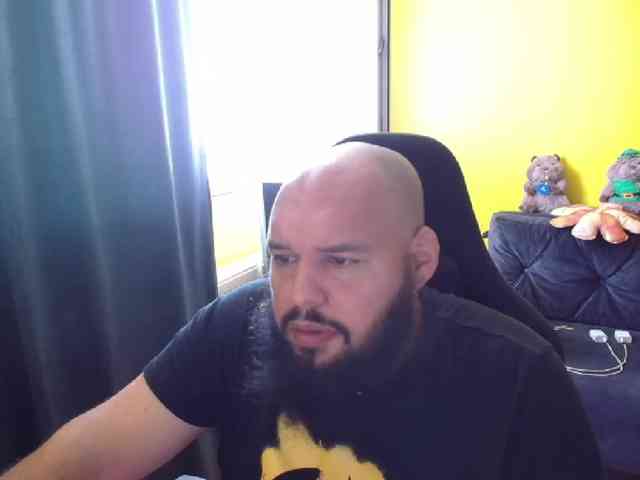 GuesssWho24