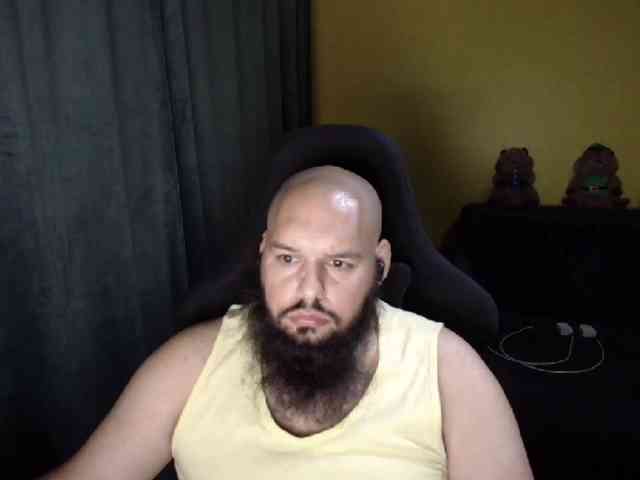 GuesssWho24