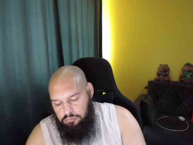 GuesssWho24
