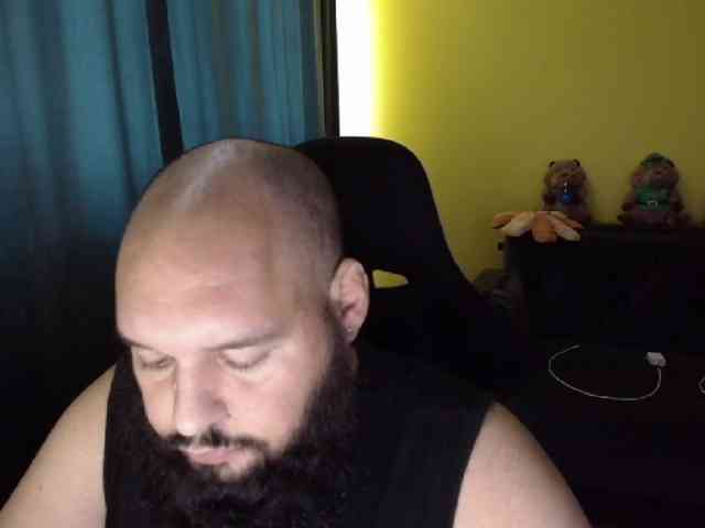 GuesssWho24