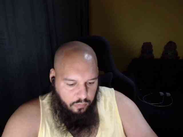 GuesssWho24