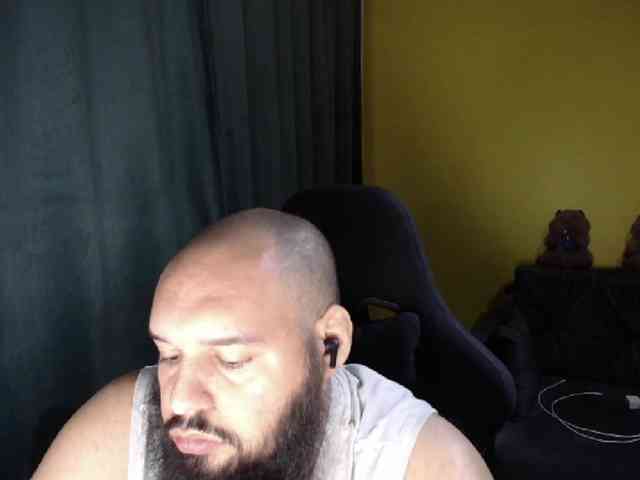 guessswho24