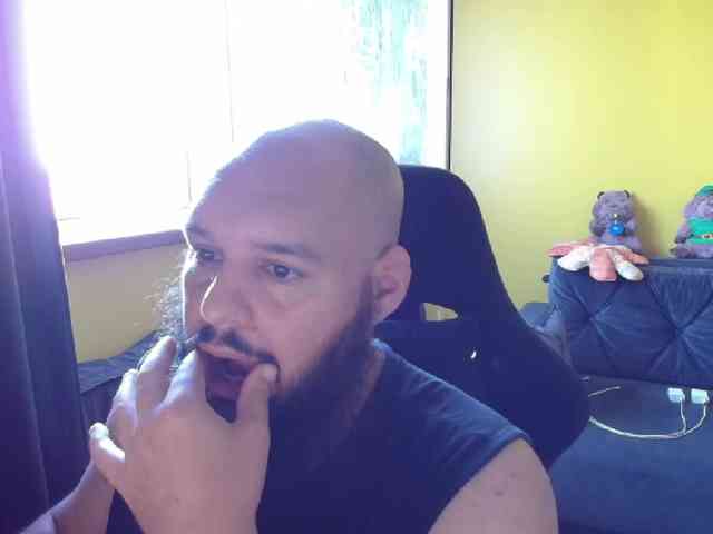 GuesssWho24