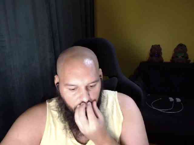 guessswho24