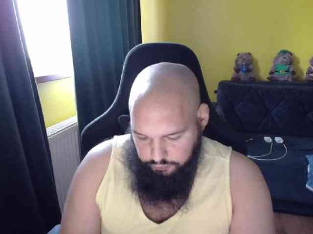 GuesssWho24