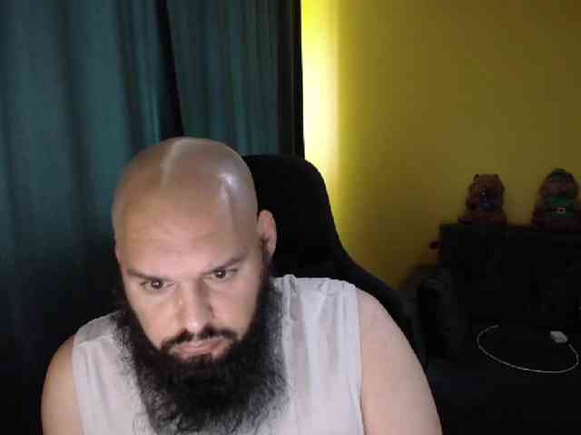 guessswho24 Live Webcam on BongaCams