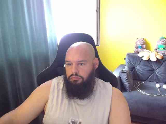 guessswho24