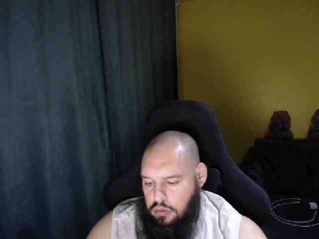 GuesssWho24