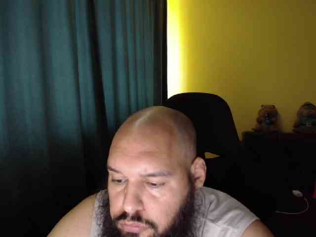 GuesssWho24