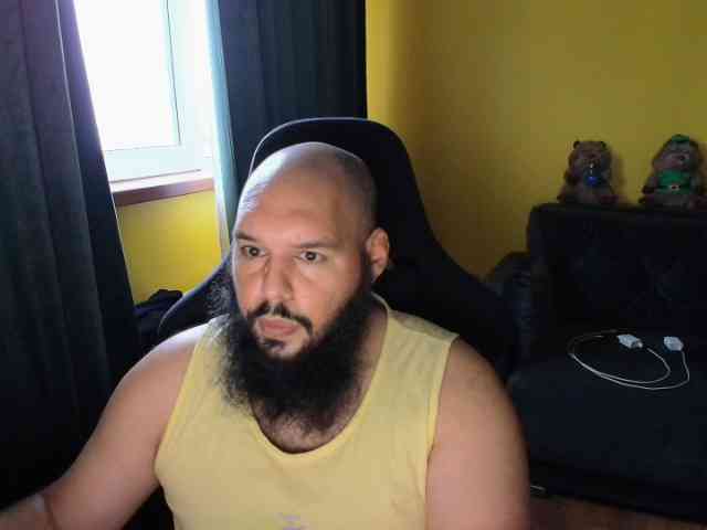 guessswho24